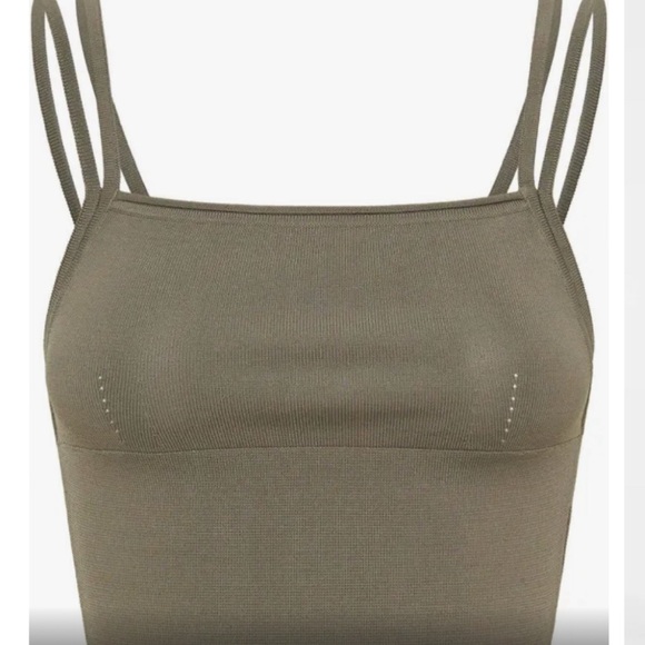 ๐ New Dion Lee Crop top strap olive green - Picture 2 of 6